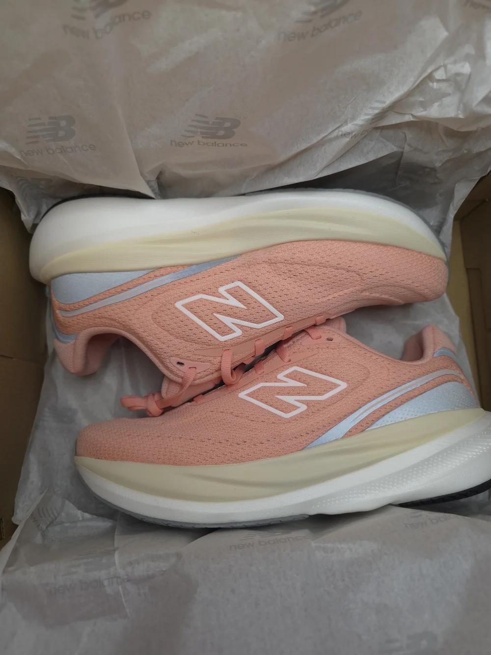 New Balance 1080 v15 Women’s Size 8.5 Running Shoes Pink Sneakers W10808T4